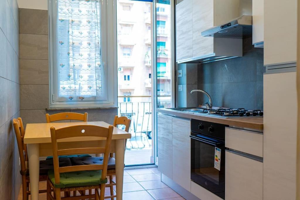 Appartamento 1min From Metro Large And Quiet